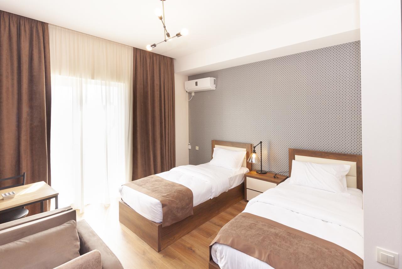 Hotel Amser Tiflis Exterior foto